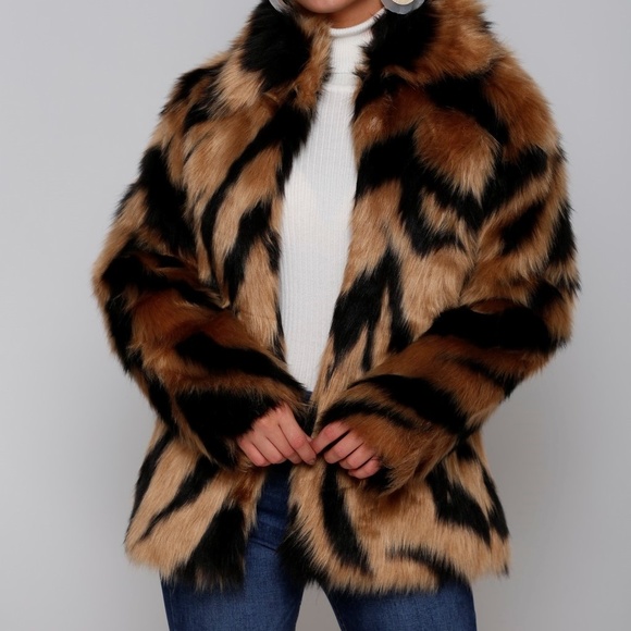 Jackets & Blazers - Last One Tiger Print Faux Fur Coat